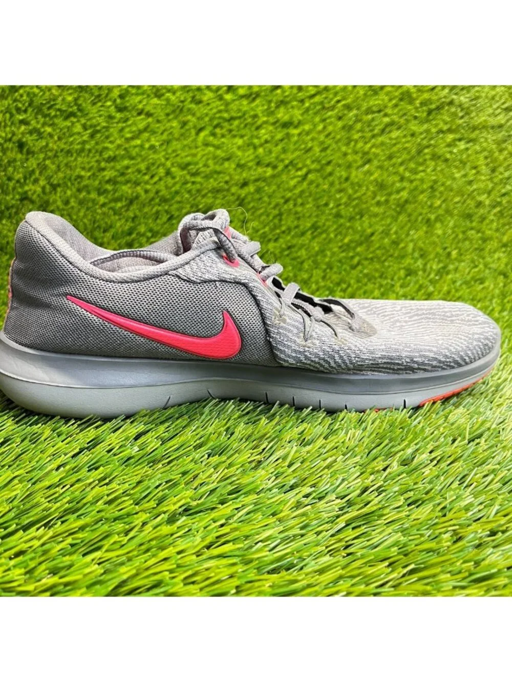 Nike please review